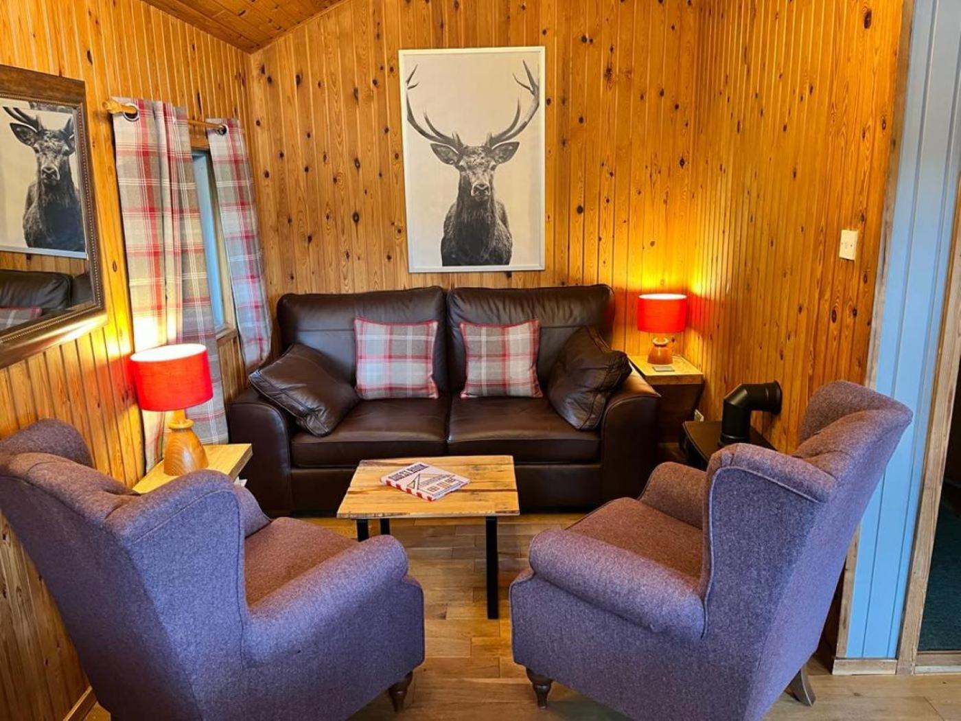Milton Bay Luxury Lodge Wrapped In Exceptional Scenery Morenish Eksteriør bilde